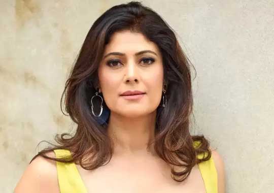 Pooja Batra की पहली शादी क्यों टूटी? बच्चों को लेकर मतभेद से तलाक तक, फिर मिली नई जिंदगी
